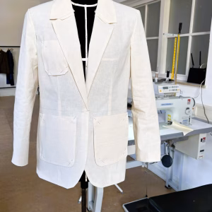 Proefmodel maatkleding